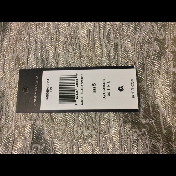 BCBG MAXAZRIA wool houndstooth coat - Picture 11 of 11